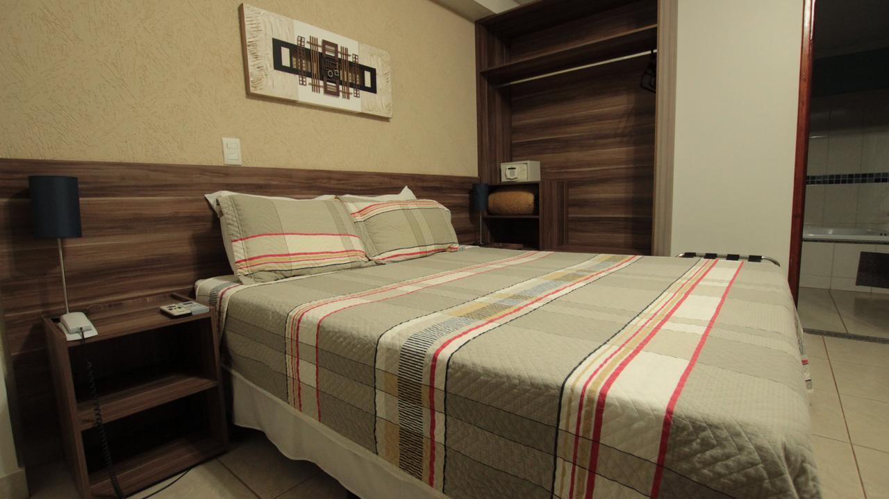 Beira Lago Palace Hotel Morrinhos  Zimmer foto