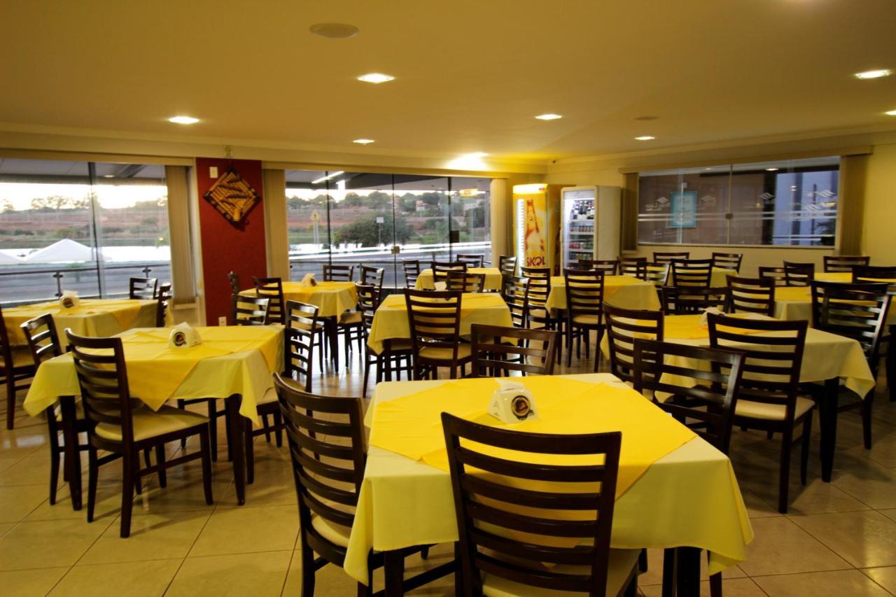 Beira Lago Palace Hotel Morrinhos  Exterior foto