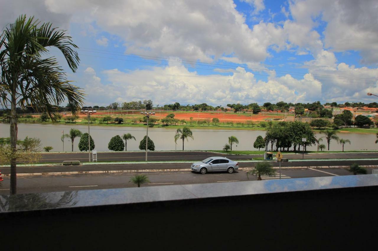 Beira Lago Palace Hotel Morrinhos  Exterior foto